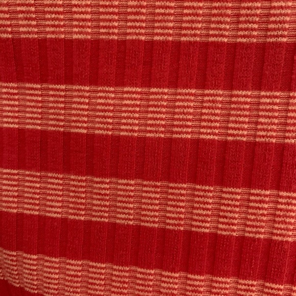 Cute Orange Crop Top - Picture 2 of 2